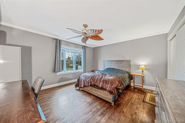 154A Woodrow Parkway, West Babylon, NY 11704