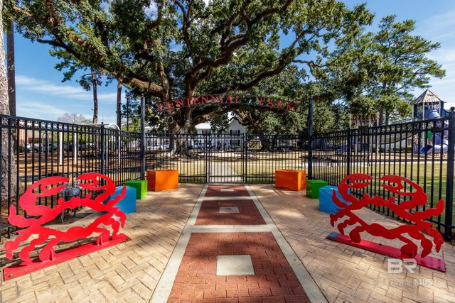 8072 Irwin Loop, Daphne, AL 36526