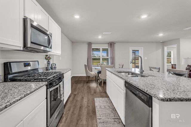 8072 Irwin Loop, Daphne, AL 36526