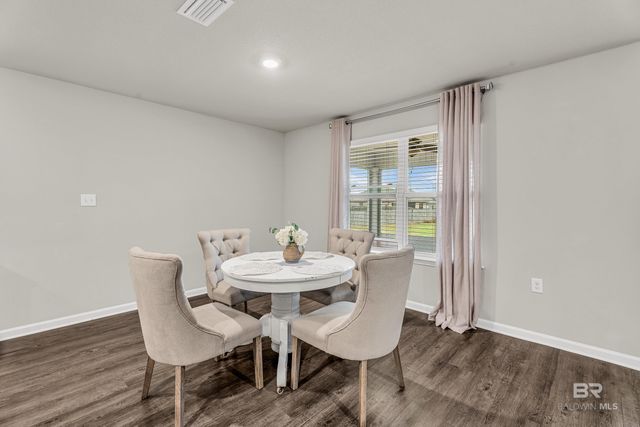 8072 Irwin Loop, Daphne, AL 36526