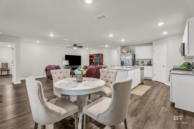 8072 Irwin Loop, Daphne, AL 36526