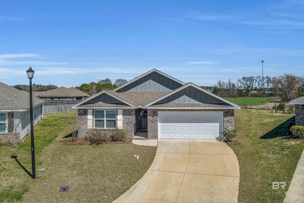 8072 Irwin Loop, Daphne, AL 36526
