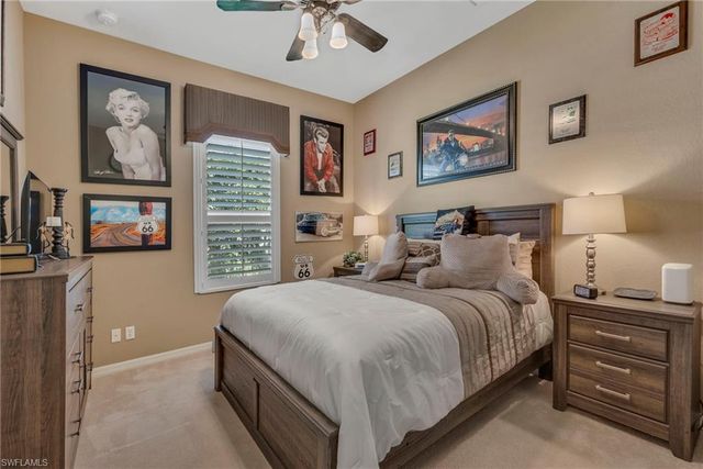 2111 Grove DR, Naples, FL 34120