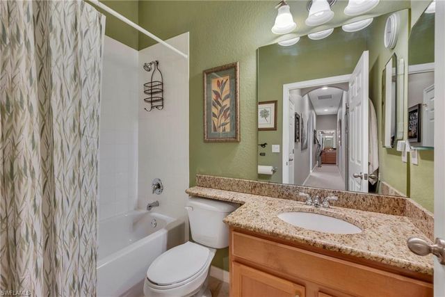 2111 Grove DR, Naples, FL 34120