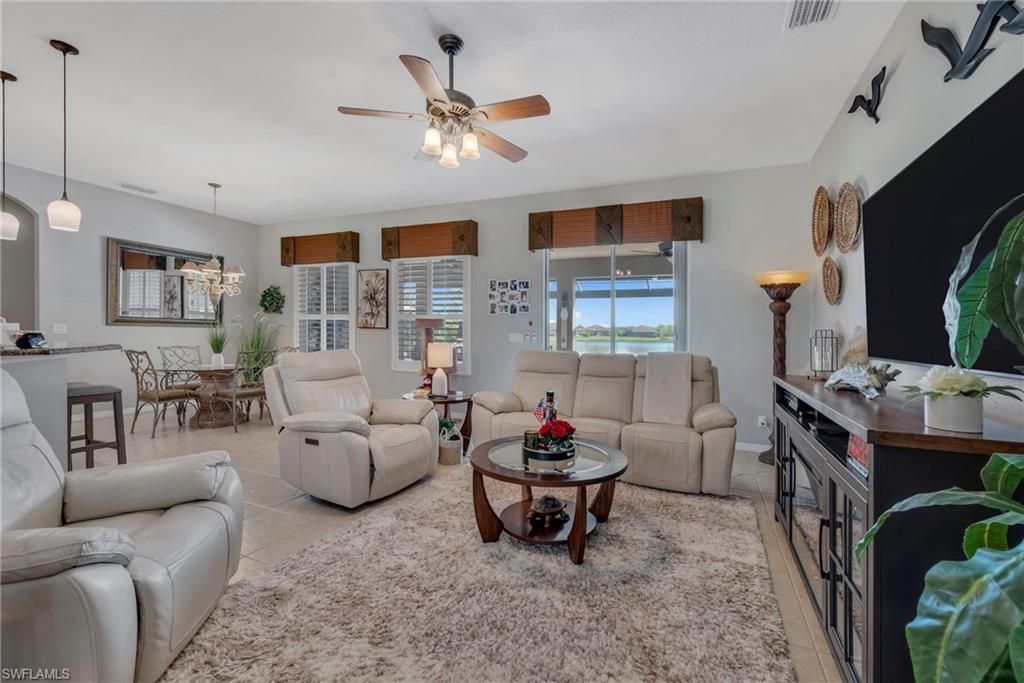 2111 Grove DR, NAPLES, FL 34120 — photo 4