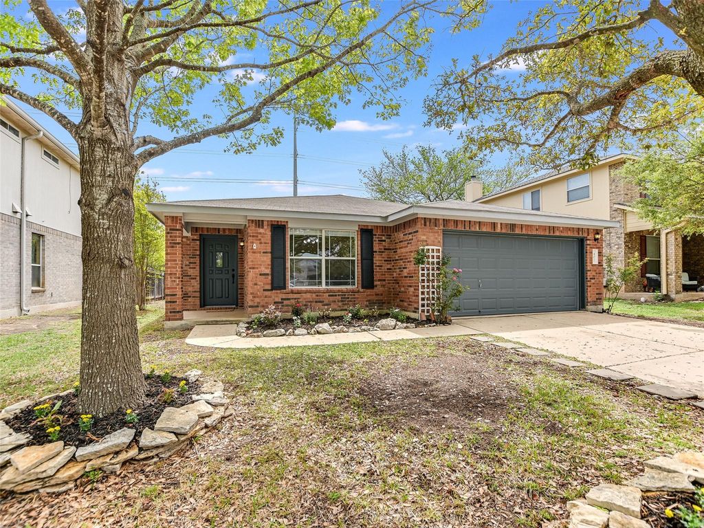 402 Washington Square DR, Leander, TX 78641
