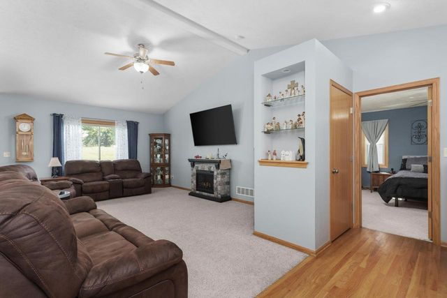 4562 Parkwood Drive, Milton, WI 53563