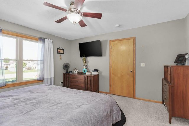 4562 Parkwood Drive, Milton, WI 53563