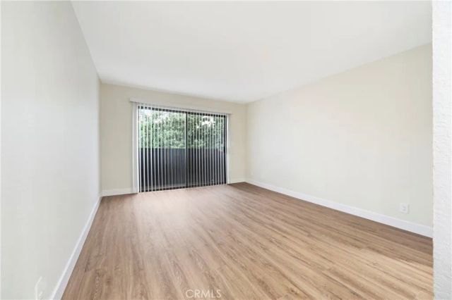 5252 Agnes 2, Valley Village, CA 91607