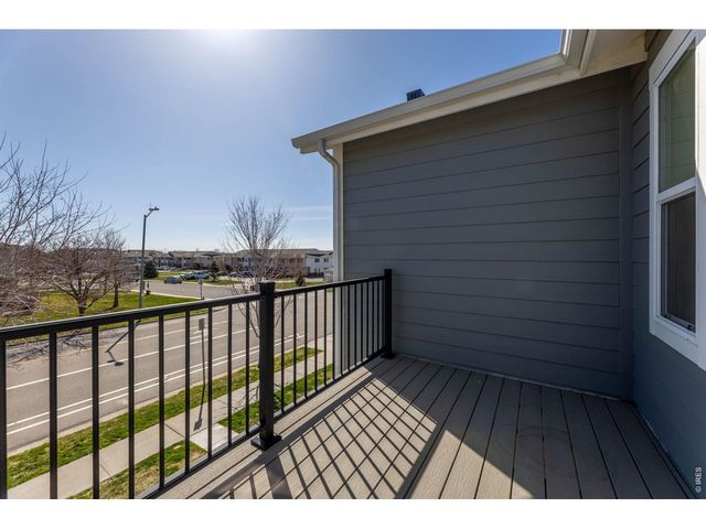 751 Grandview Mdws Dr, Longmont, CO 80503