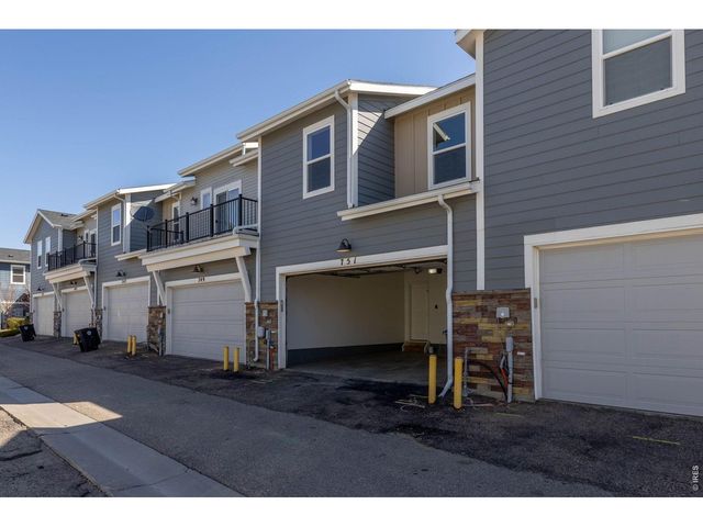 751 Grandview Mdws Dr, Longmont, CO 80503