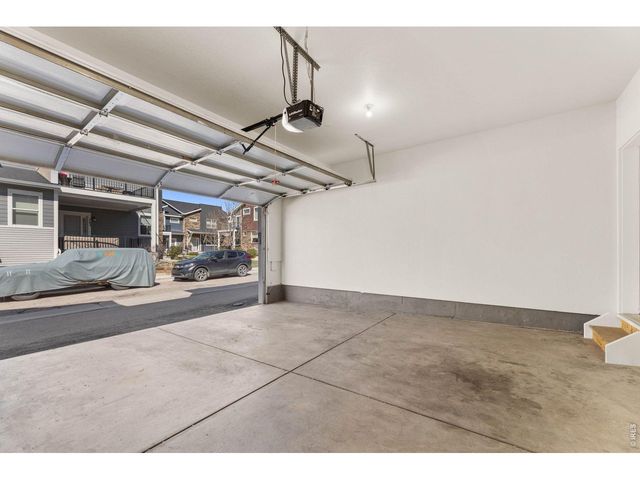 751 Grandview Mdws Dr, Longmont, CO 80503