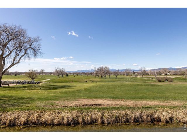 751 Grandview Mdws Dr, Longmont, CO 80503