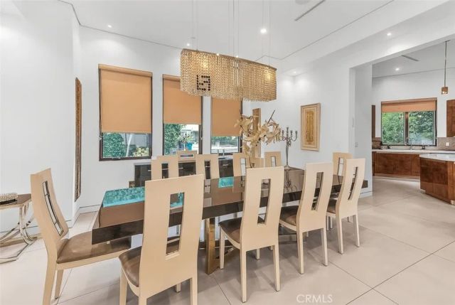 5176 Lindley, Encino, CA 91316