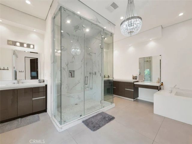 5176 Lindley, Encino, CA 91316