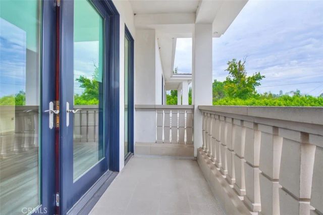 5176 Lindley, Encino, CA 91316