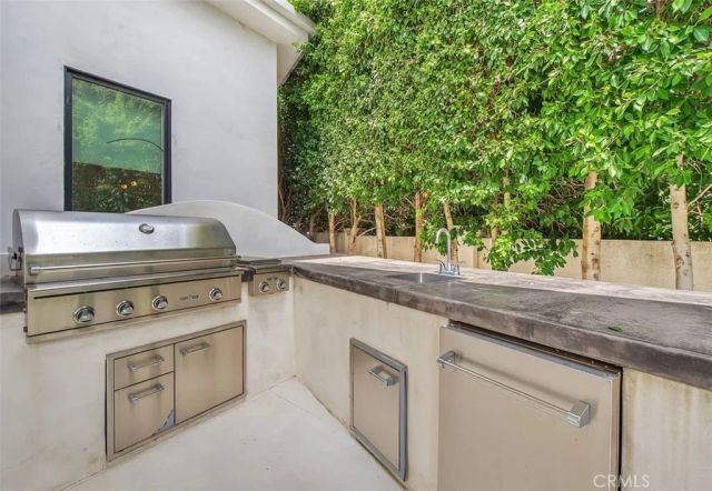 5176 Lindley, Encino, CA 91316