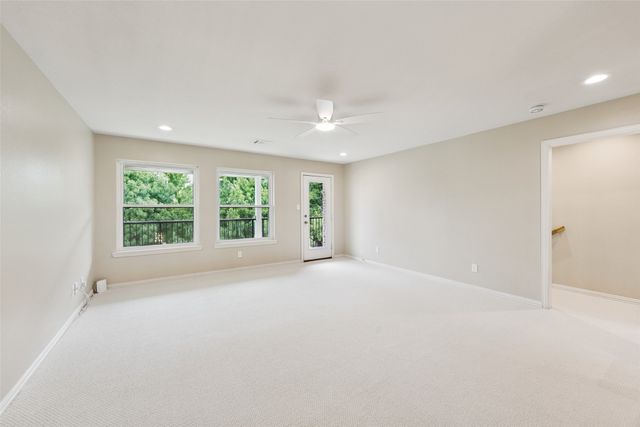 2625 Creekway Drive, Carrollton, TX 75010