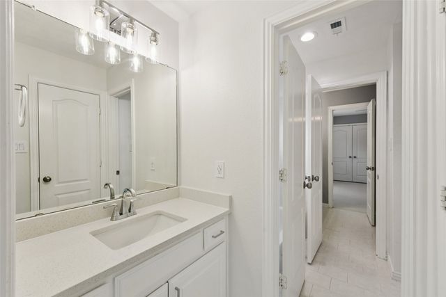 2625 Creekway Drive, Carrollton, TX 75010