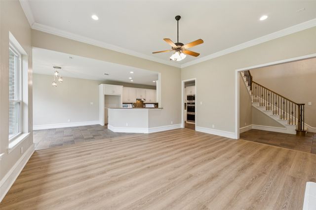 2625 Creekway Drive, Carrollton, TX 75010