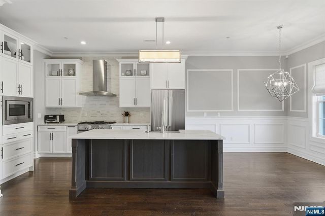 202 Brandon Court, Montvale, NJ 07645