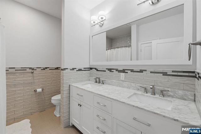 202 Brandon Court, Montvale, NJ 07645