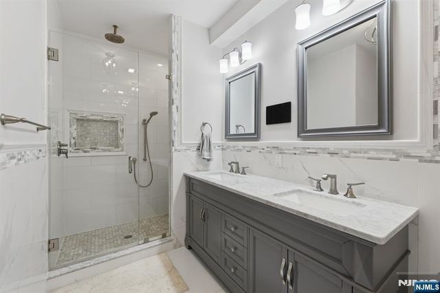 202 Brandon Court, Montvale, NJ 07645