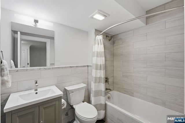 202 Brandon Court, Montvale, NJ 07645