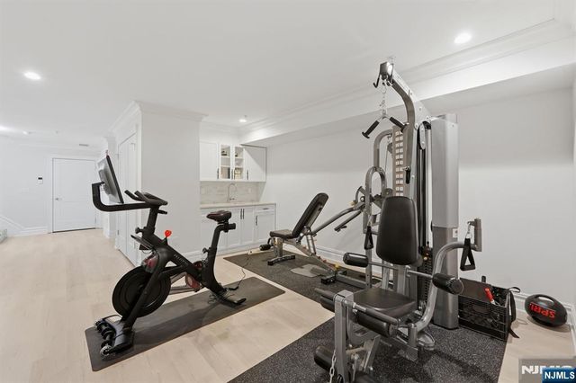 202 Brandon Court, Montvale, NJ 07645