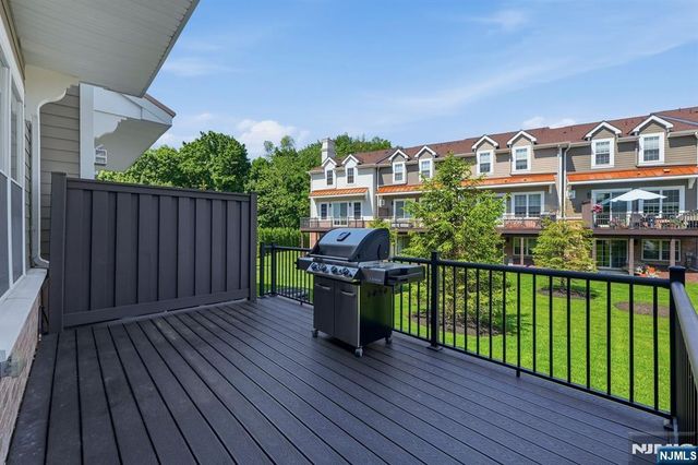 202 Brandon Court, Montvale, NJ 07645