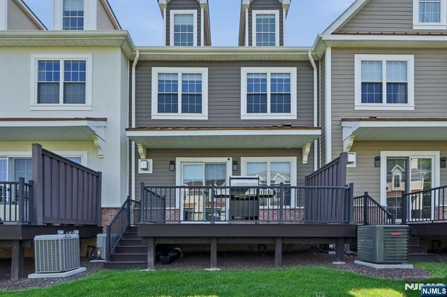 202 Brandon Court, Montvale, NJ 07645