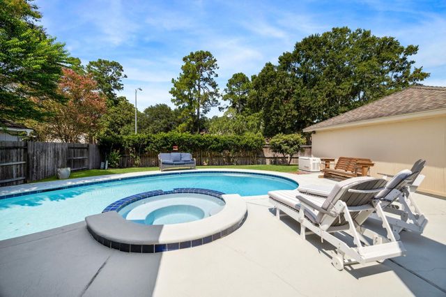 19918 Wood Walk Lane, Humble, TX 77346