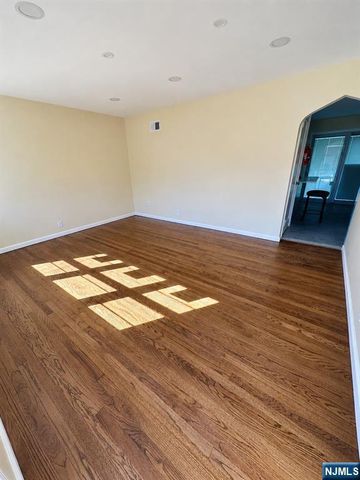 337 1st Street 1, Saddle Brook, NJ 07663