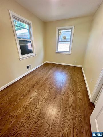 337 1st Street 1, Saddle Brook, NJ 07663