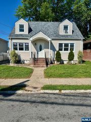 337 1st Street 1, Saddle Brook, NJ 07663