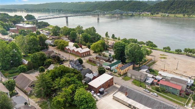 313 E First Street, Madison, IN 47250