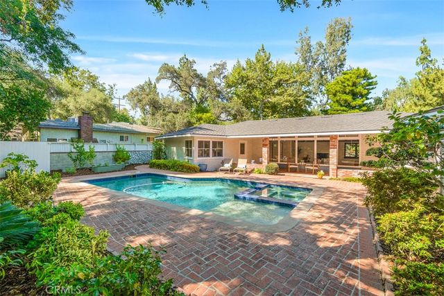 3747 El Lado, Glendale, CA 91208