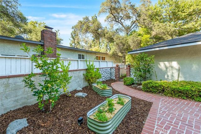 3747 El Lado, Glendale, CA 91208