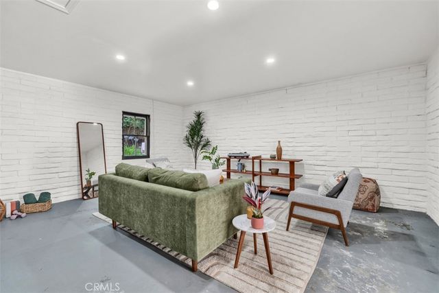 3747 El Lado, Glendale, CA 91208