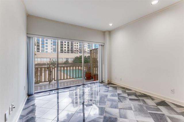 6211 W Northwest Highway G205, Dallas, TX 75225