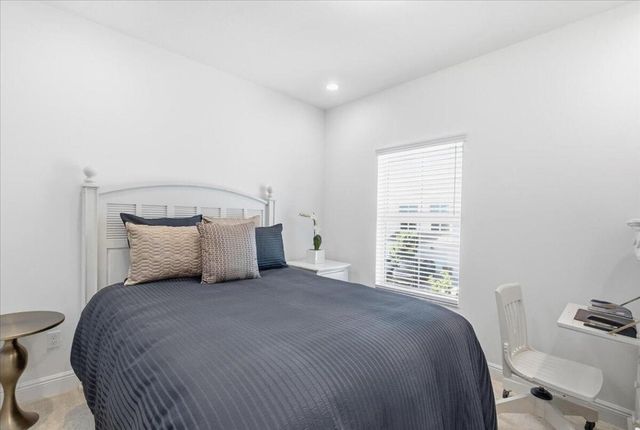 554 Sanderling Circle, Deerfield Beach, FL 33442