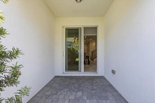 554 Sanderling Circle, Deerfield Beach, FL 33442