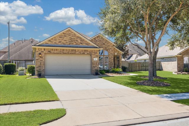 3412 Cactus Heights Lane, Pearland, TX 77581
