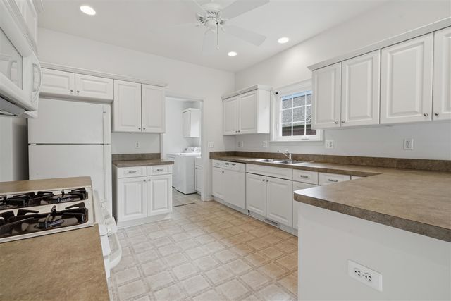 52689 Wildwood Drive, Macomb, MI 48042