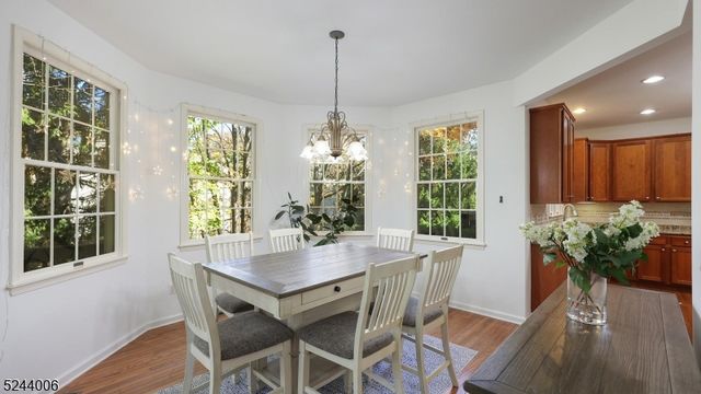 4 Dickinson Rd, Bernards Twp., NJ 07920