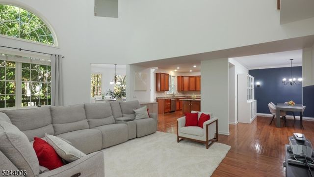 4 Dickinson Rd, Bernards Twp., NJ 07920