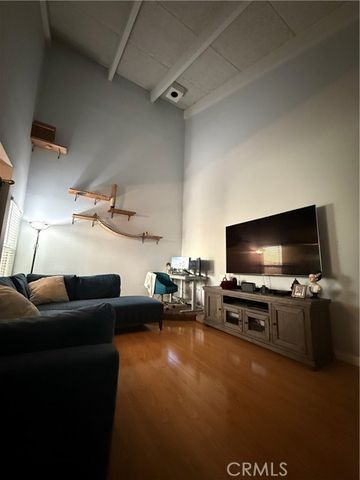 9565 Graham, Cypress, CA 90630