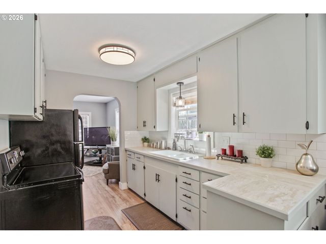 5411 Se THIESSEN Rd, Milwaukie, OR 97267