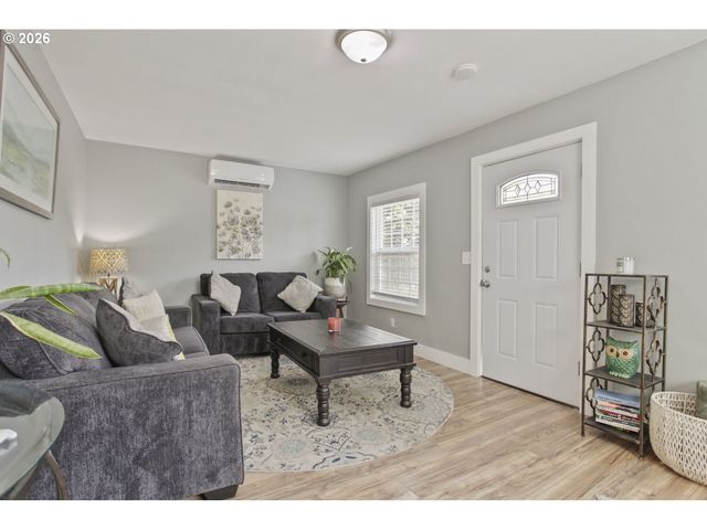 5411 Se THIESSEN Rd, Milwaukie, OR 97267