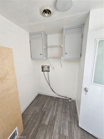 1721 E Colton Avenue 33, Redlands, CA 92374